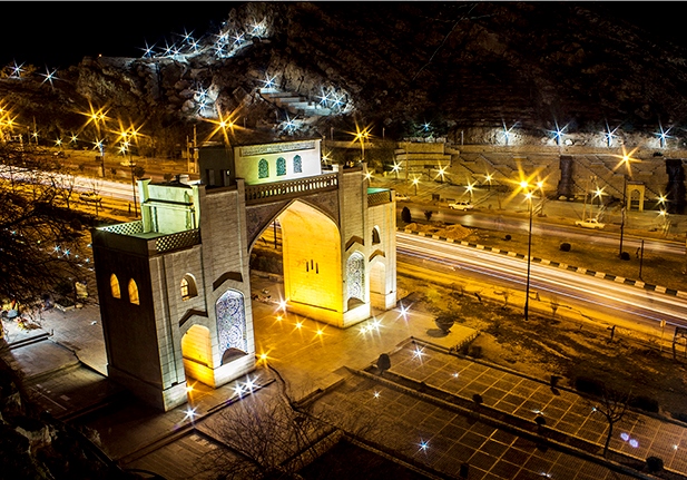 ایران! شیراز! کَتَس‌بِس